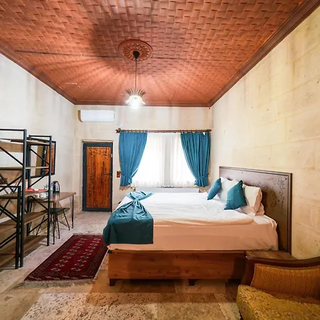 Azalea Terrace Cave Hotel