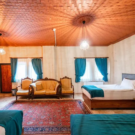 Hotel Azalea Terrace Cave