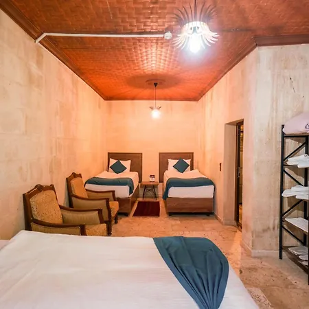 Hotel Azalea Terrace Cave *