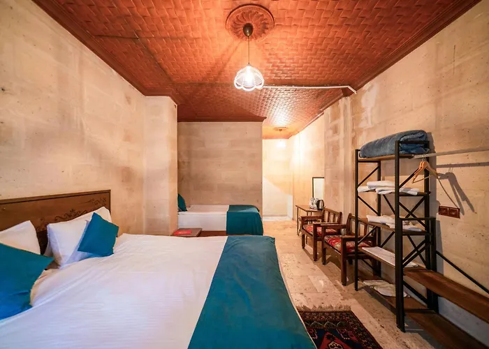 Azalea Terrace Cave Hotel