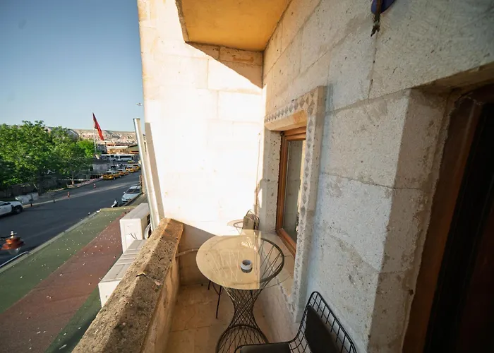 Hotel Azalea Terrace Cave *