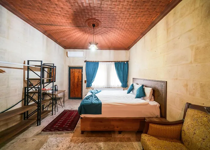 Azalea Terrace Cave Hotel